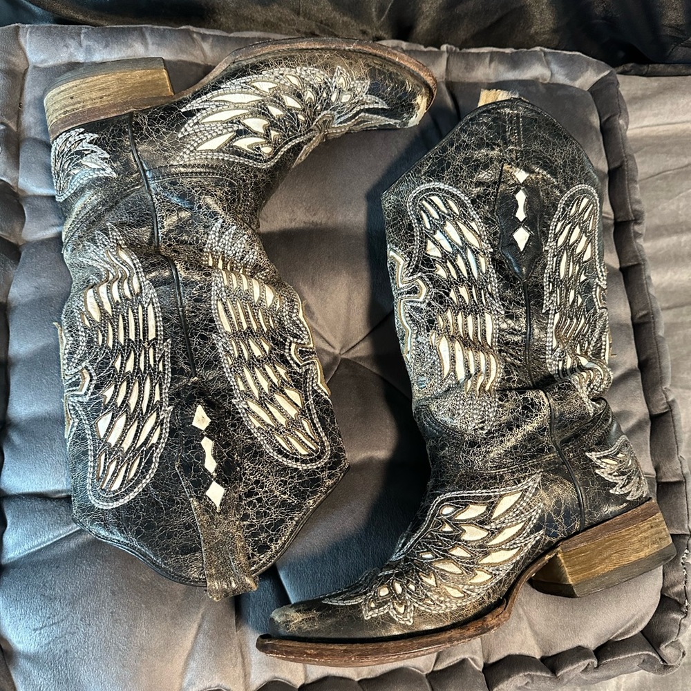 Corral Boots 8.5